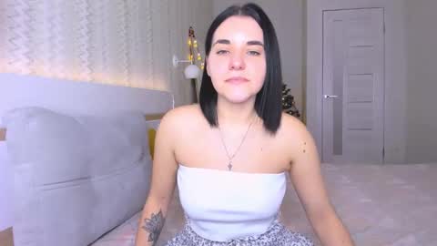 KATE online show from January 2025 01:22:01 PM