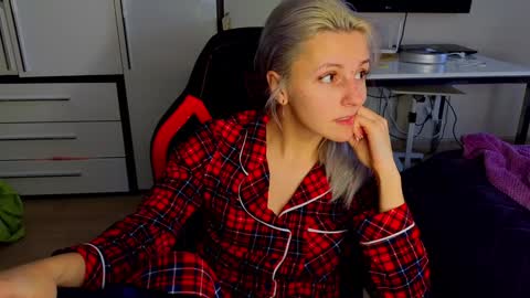 Kate  Sex-House  MILA WAYGMT2 MonTue  0300am-1500am online show from December 2024 06:59:02 AM