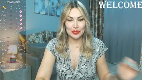 Therapist online show from December 2024 06:30:02 PM