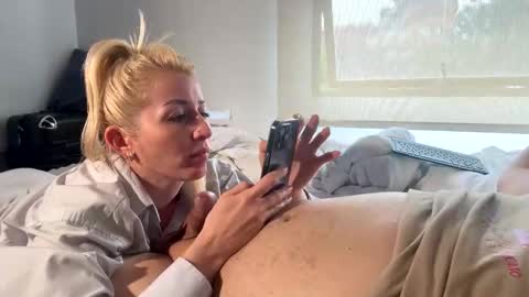 Snapshot of kateandfrank chatting on May 2026 05:08:02 PM Kate Rodriguez Frank online show from May 2026 05:08:02 PM
