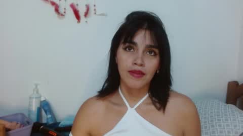Snapshot of kateangelly chatting on June 2026 02:36:02 AM kateangelly online show from June 2026 02:36:02 AM