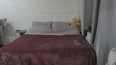 Kate Bunny online show from October 2025 03:31:02 PM