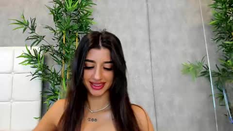 Kate online show from March 2025 12:33:02 PM