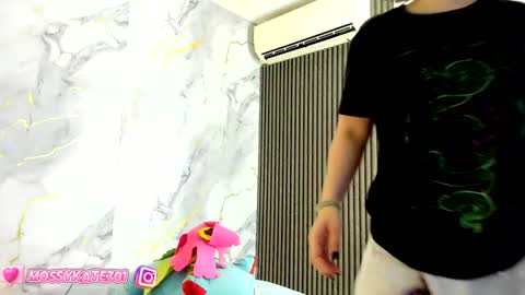 Im Katherine but call me Kate  online show from January 2025 12:16:02 PM