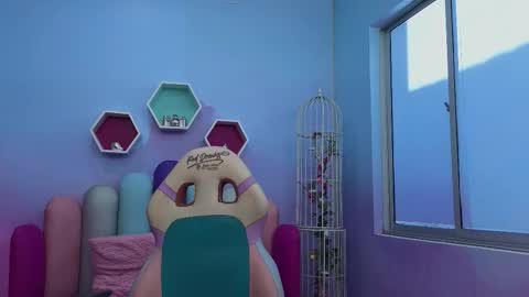 Kate Skinny  online show from December 2025 11:36:02 AM