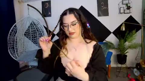 Snapshot of katewalker_ chatting on June 2026 07:15:01 PM Kate online show from June 2026 07:15:01 PM
