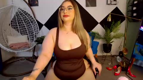 Snapshot of katewalker_ chatting on July 2026 07:09:01 PM Kate online show from July 2026 07:09:01 PM