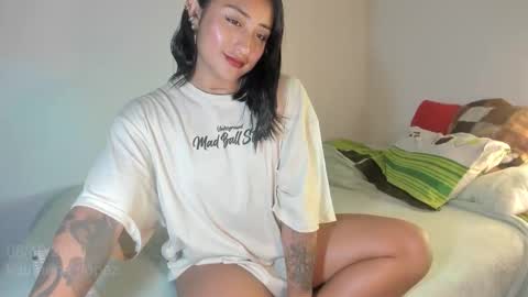 Snapshot of katharina_lopez chatting on October 2025 12:52:02 AM Katha online show from October 2025 12:52:02 AM