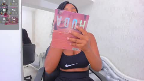 Snapshot of katherin_cruzz chatting on December 2024 01:22:02 PM katherin online show from December 2024 01:22:02 PM