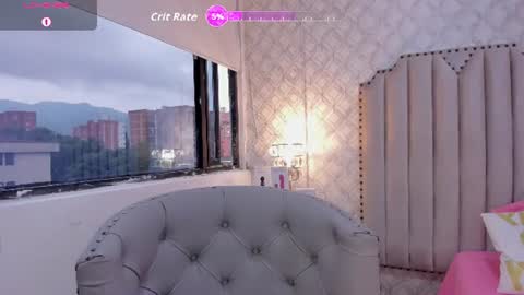 Snapshot of katherine_glow chatting on June 2026 11:25:01 AM KATHE online show from June 2026 11:25:01 AM