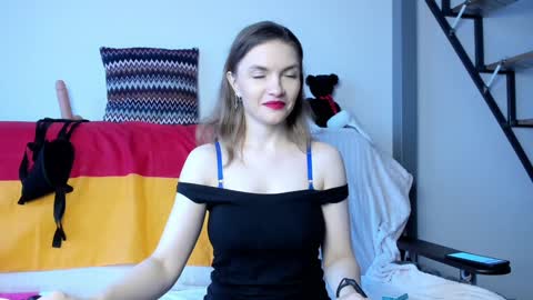 Snapshot of katherinemidnight chatting on December 2024 10:19:02 AM Katherine online show from December 2024 10:19:02 AM