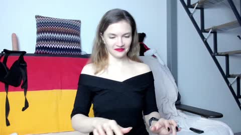 Snapshot of katherinemidnight chatting on January 2025 03:43:01 PM Katherine online show from January 2025 03:43:01 PM