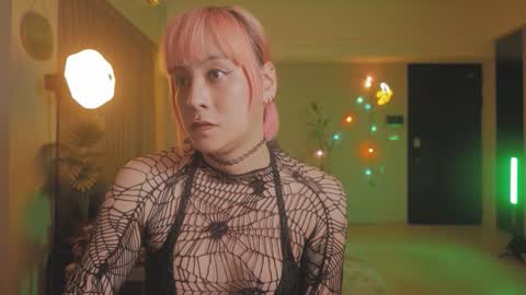 Kathy online show from October 2025 08:35:01 PM