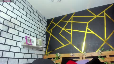 Snapshot of kathina_giraldo chatting on January 2025 01:40:01 PM Paola online show from January 2025 01:40:01 PM