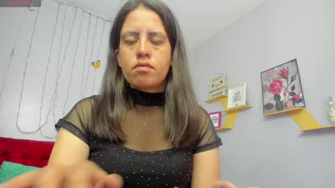 Snapshot of kathina_giraldo chatting on January 2025 01:47:01 PM Paola online show from January 2025 01:47:01 PM