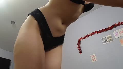 KathrineBerry online show from December 2024 11:00:01 AM