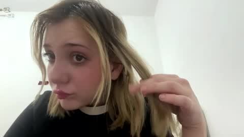 Snapshot of kathrinekiening chatting on June 2026 03:18:01 PM Jessie online show from June 2026 03:18:01 PM