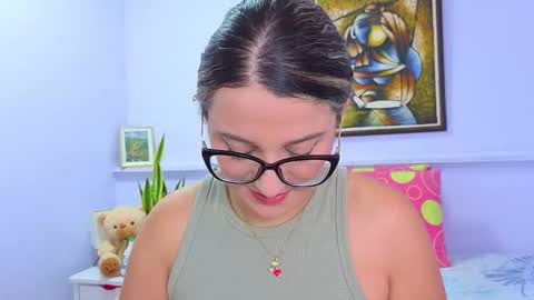 Khaterine online show from September 2025 11:57:01 AM