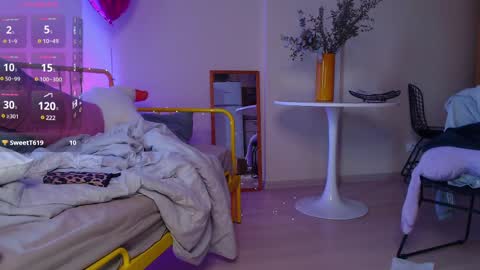 Katie Deville online show from March 2025 01:26:02 PM