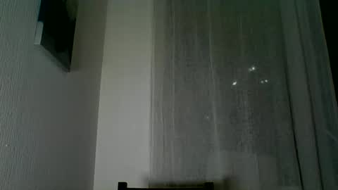 katie_foxi online show from November 2025 05:00:02 PM