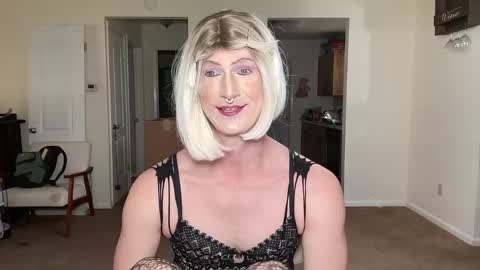 Snapshot of katiebabykitty chatting on April 2026 02:40:01 PM katiebabykitty online show from April 2026 02:40:01 PM