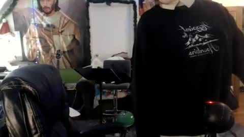 Katie online show from January 2025 05:08:01 AM