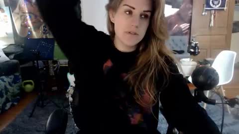 Katie online show from February 2025 09:01:02 PM