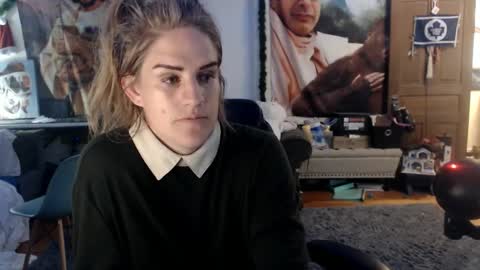 Katie online show from September 2025 04:58:02 AM