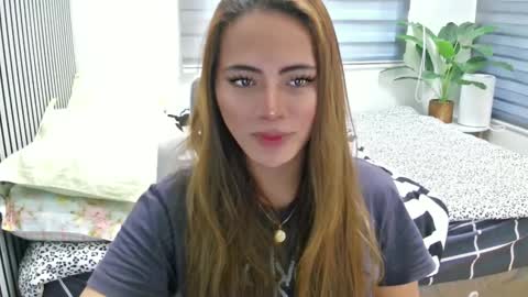 katiefrox  online show from February 2025 06:20:01 AM