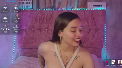 Snapshot of katiie_m chatting on June 2026 12:54:02 AM Katie online show from June 2026 12:54:02 AM