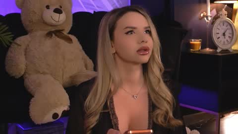 KatJolie online show from February 2026 08:32:02 PM