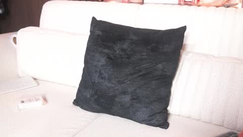 K A T L Y N  online show from January 2026 09:18:02 PM