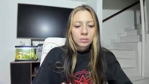 Katrin  online show from September 2025 11:00:01 AM