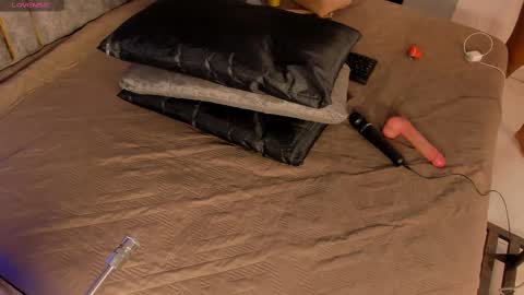 Katerine online show from March 2025 03:46:02 AM