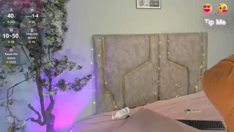 Katerine online show from November 2025 03:49:02 AM