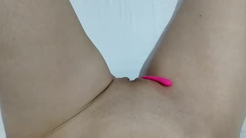 Snapshot of kattrinah_nikitta chatting on October 2025 09:23:02 PM nikitta online show from October 2025 09:23:02 PM