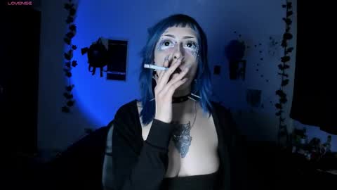 kattx   independent model online show from December 2025 04:21:01 AM