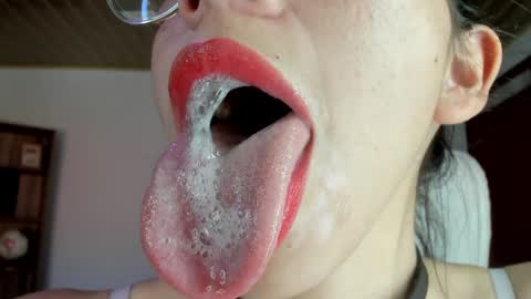 Katty online show from January 2025 07:28:01 PM