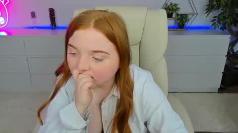 Katty online show from September 2025 04:18:02 PM