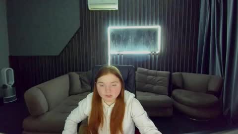 Katty online show from October 2025 05:41:02 AM