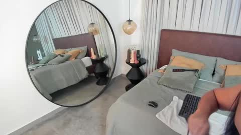 katuff online show from November 2025 03:50:02 AM