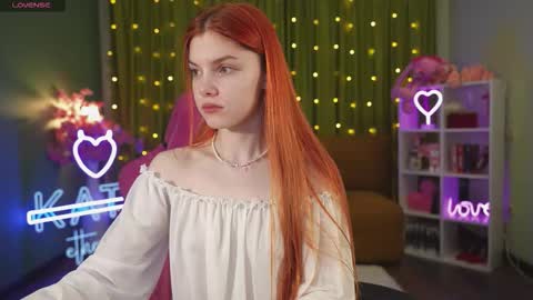 Katy      -    online show from October 2025 03:16:02 AM