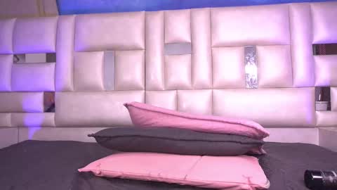 Katy online show from September 2025 11:58:01 AM