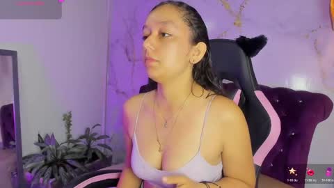 Snapshot of katy_sweet19 chatting on May 2026 10:32:01 AM Katy online show from May 2026 10:32:01 AM