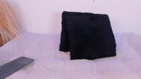 Katy Van online show from February 2025 05:01:01 AM