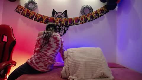 Katy Van online show from November 2025 08:33:02 PM