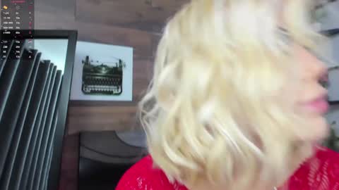 Snapshot of katyablonding chatting on February 2025 01:06:01 PM salo online show from February 2025 01:06:01 PM