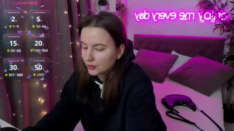 Kate online show from February 2025 05:01:01 AM