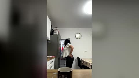 Snapshot of katyasensual95 chatting on March 2026 06:14:01 AM katyasensual95 online show from March 2026 06:14:01 AM