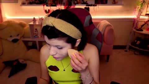 Katya online show from April 2026 12:26:01 PM